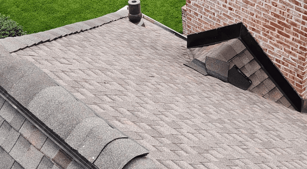 GAF Timberline HDZ asphalt shingles installed on a Knoxville home